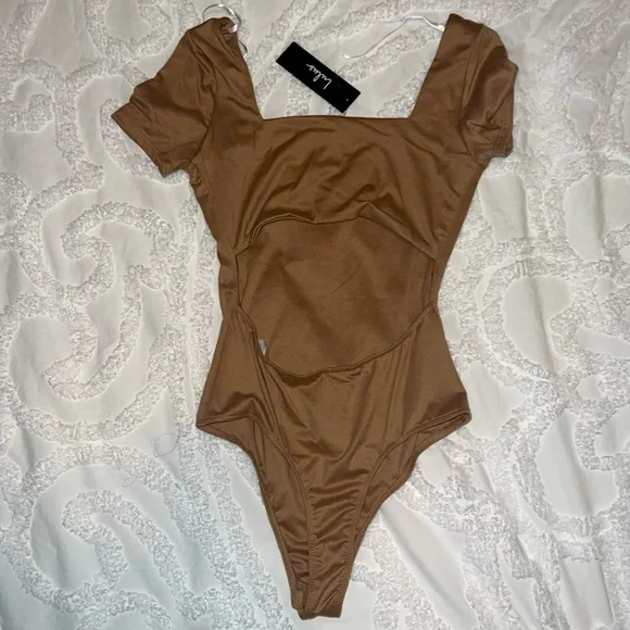 Lulus Square Neck Bodysuit - Picture 3 of 3